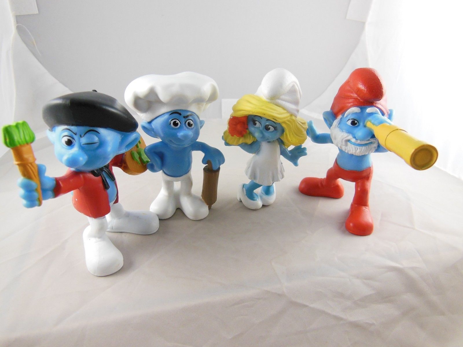 painter smurf figurine