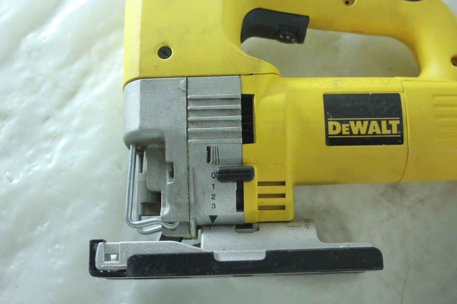 DEWALT DW321 JIG SAW Jig & Scroll Saws