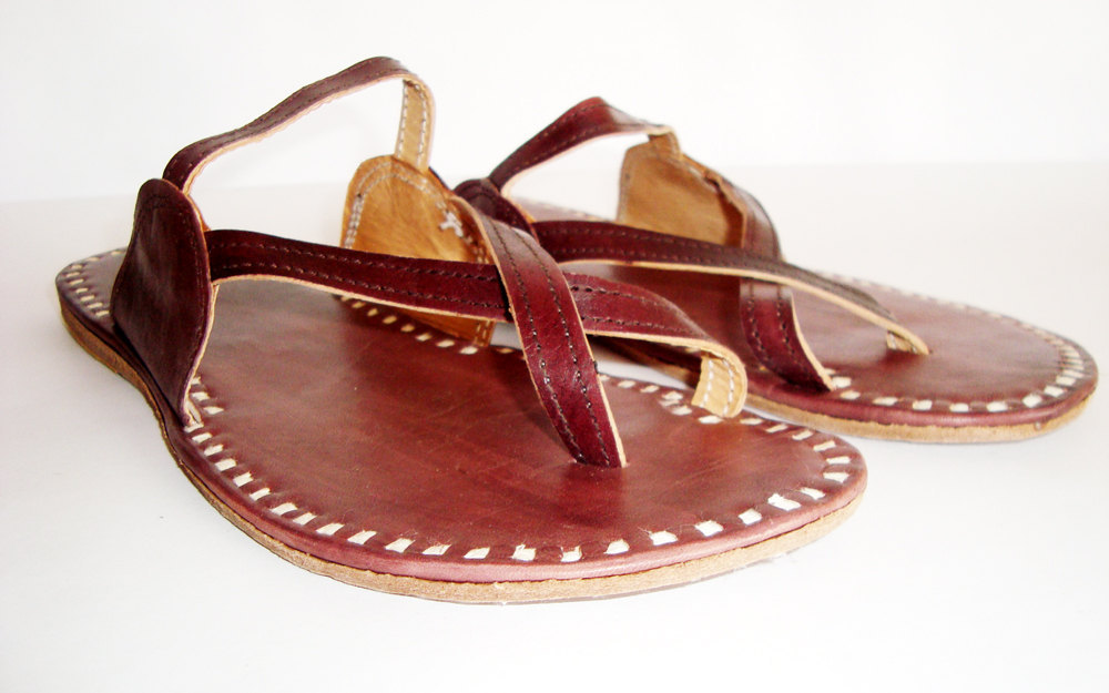 flat leather flip flops