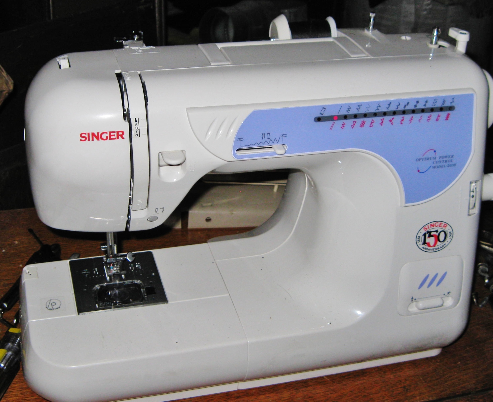 Singer 2638 Thread Tension Control Guide Assembly w/Reverse Stitch