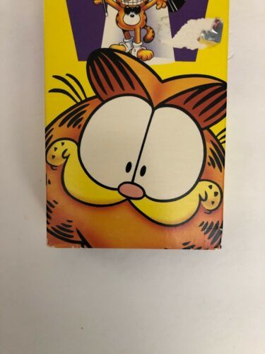 VHS Here Comes Garfield (VHS, 1990) - VHS Tapes