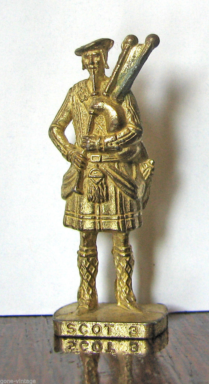 kinder surprise metal soldiers