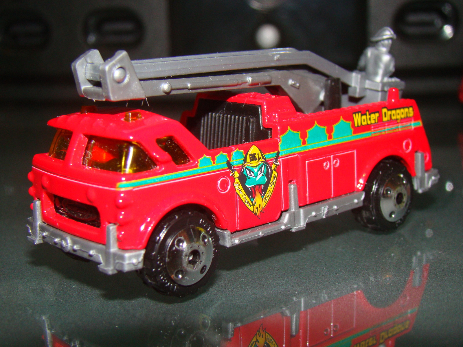 matchbox bucket truck