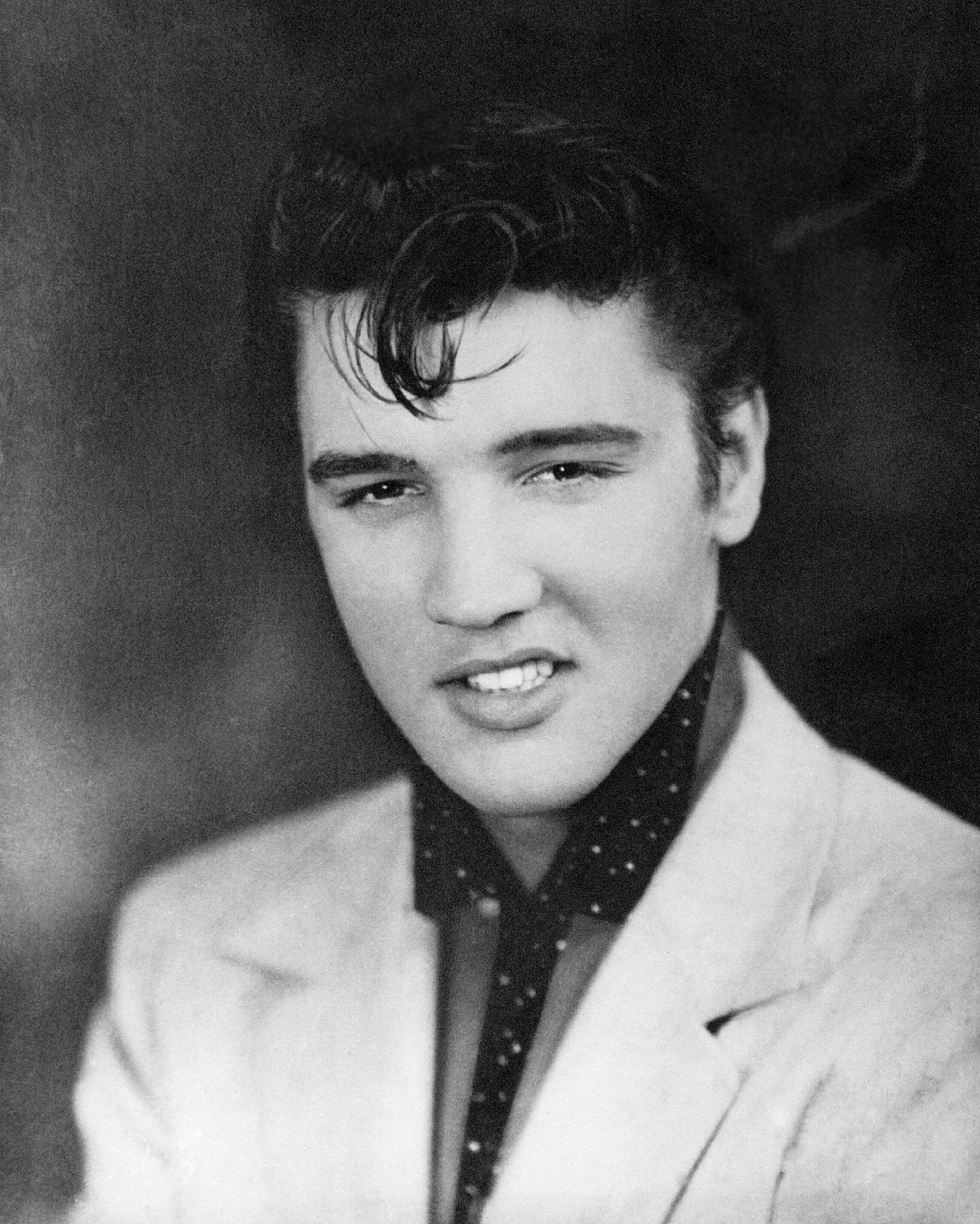 Elvis Presley Poses for a Portrait Photo - Music