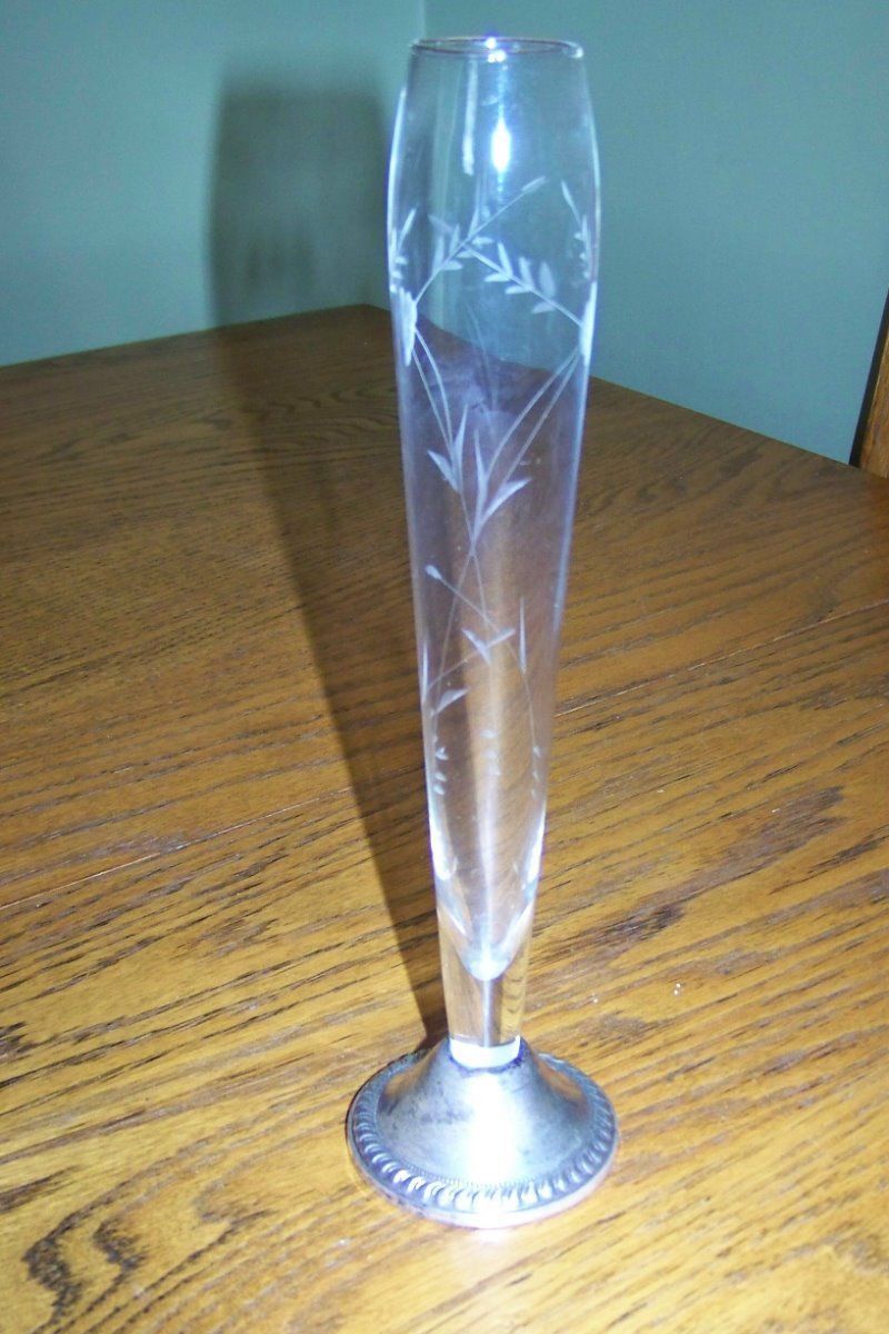 Antique Etched Glass Crystal Bud Vase W Duchin Sterling Silver Foot Base Vintage 1711