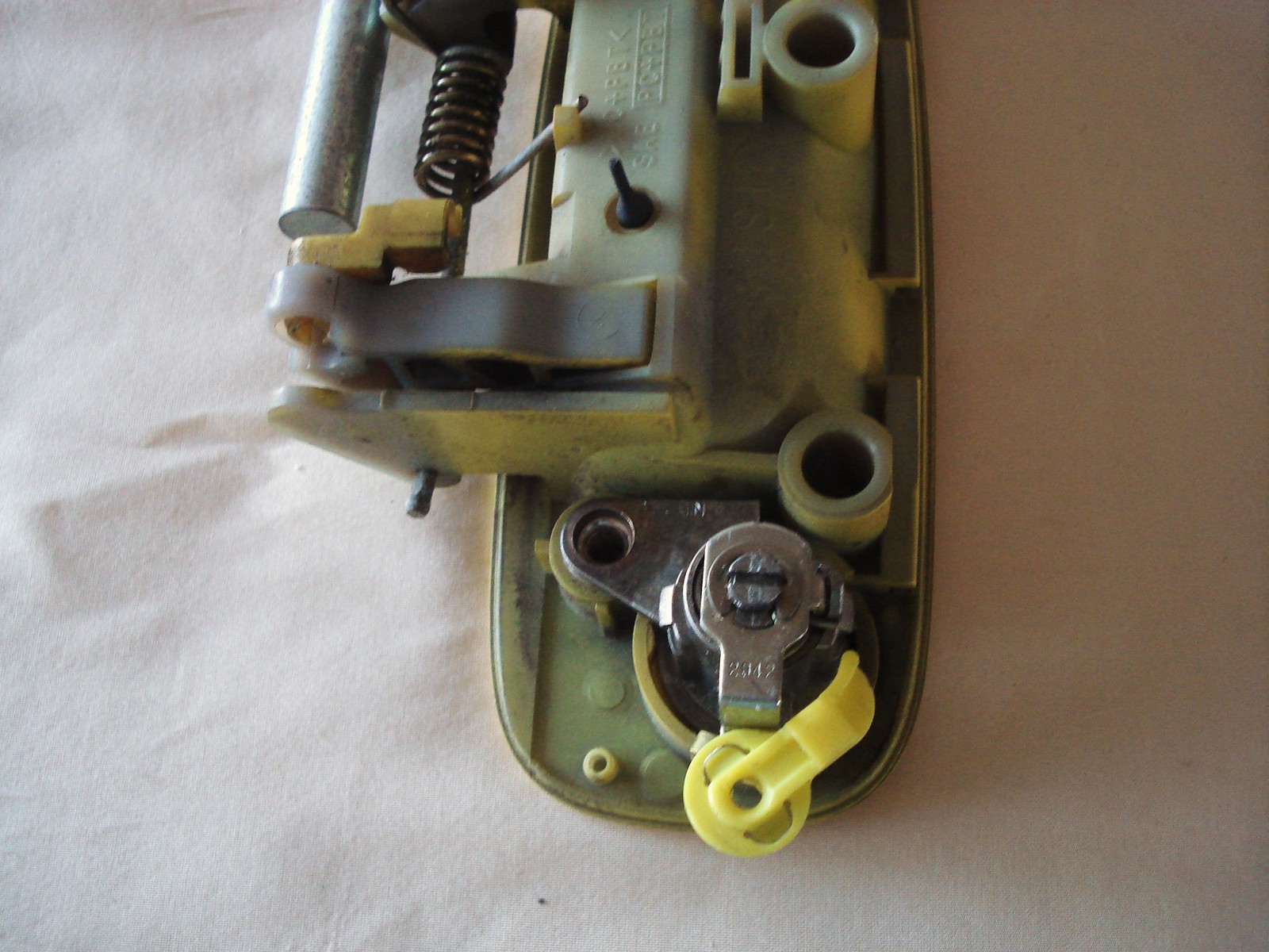 2005 Series 2 TOYOTA SCION XB Driver Door Exterior Handle LH Car