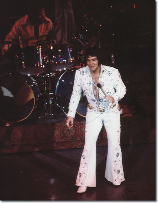 Elvis Presley on stage at the Las Vegas Hilton on 