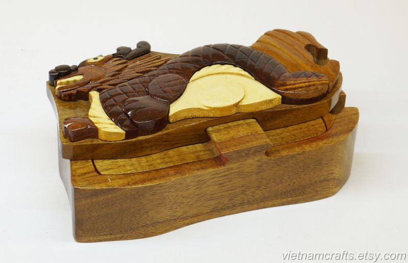 Hand carved wood art intarsia dragon puzzle jewelry Hand carved wood art intarsia dragon puzzle jewelry