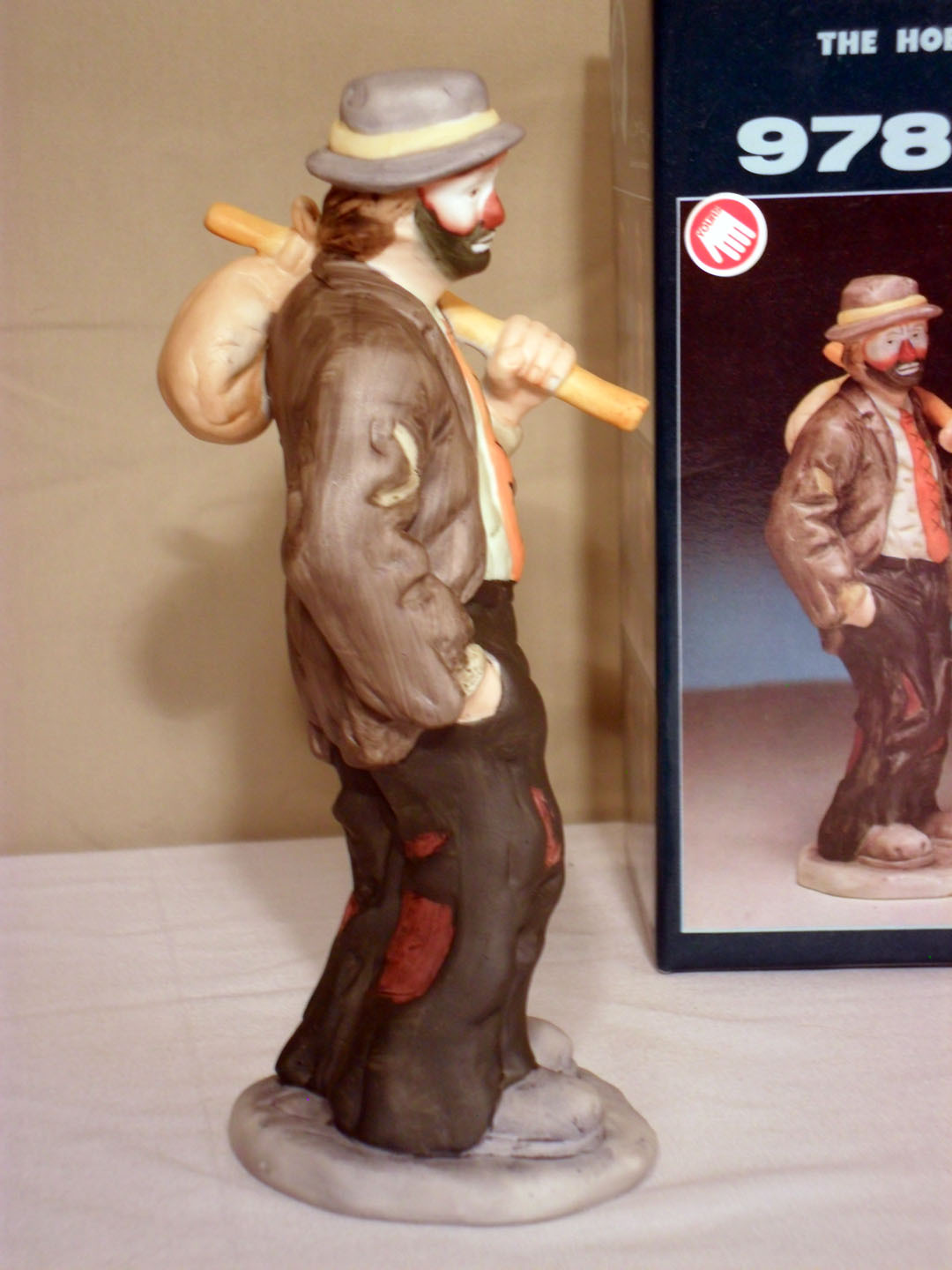 Vintage EMMETT KELLY COLLECTIBLE Figurine Porcelain "THE HOBO" by