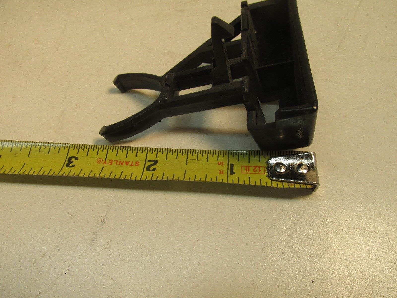 Chevrolet Tahoe GMC Yukon Center Console Lid Latch Consoles & Parts