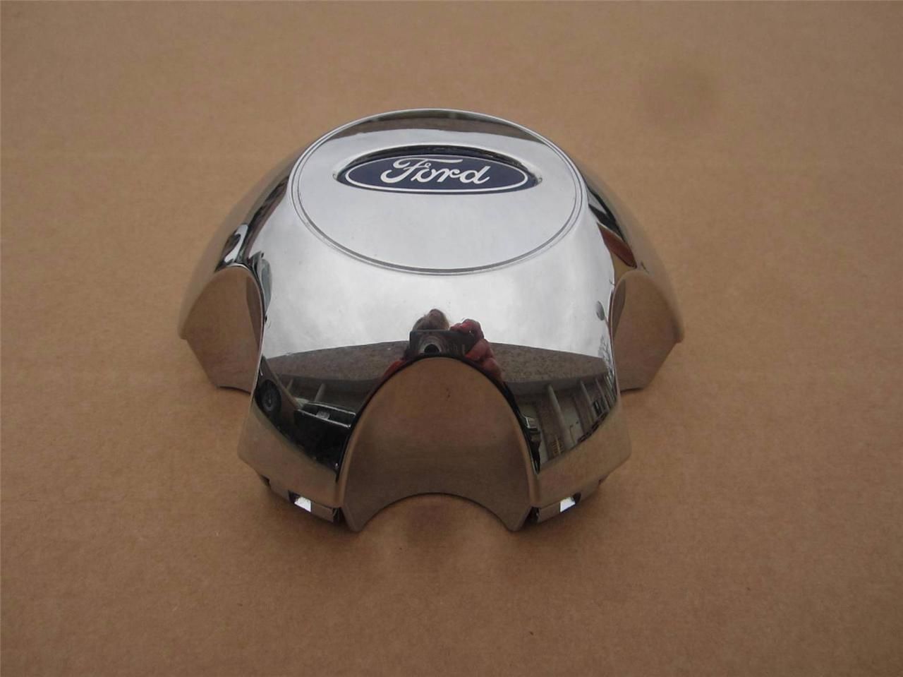 One x1 Genuine Ford 20092014 F150 Chrome Center Hub Cap For 18" & 20