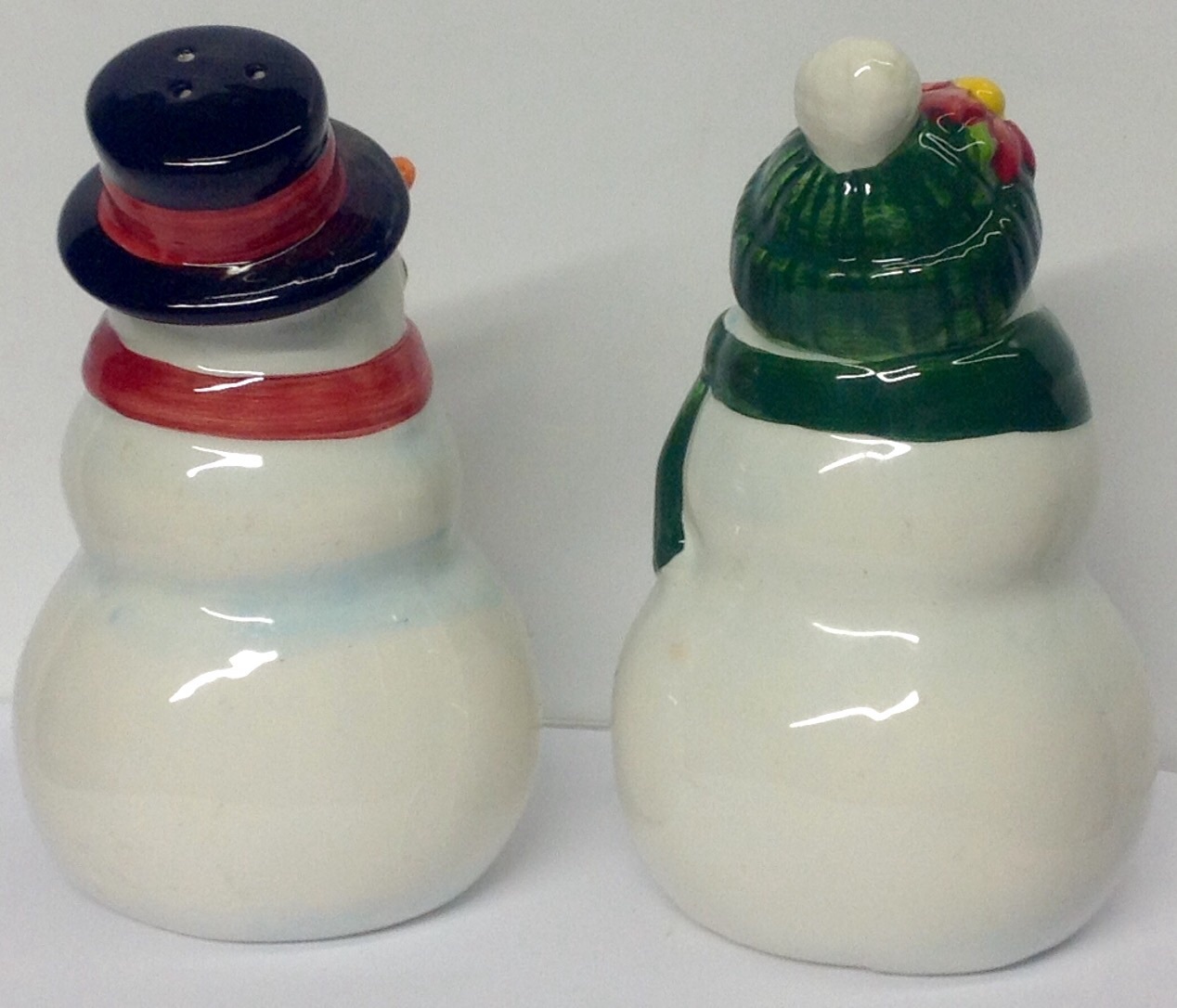 Collectible Holiday Salt & Pepper Shakers Set by Publix Other Tableware