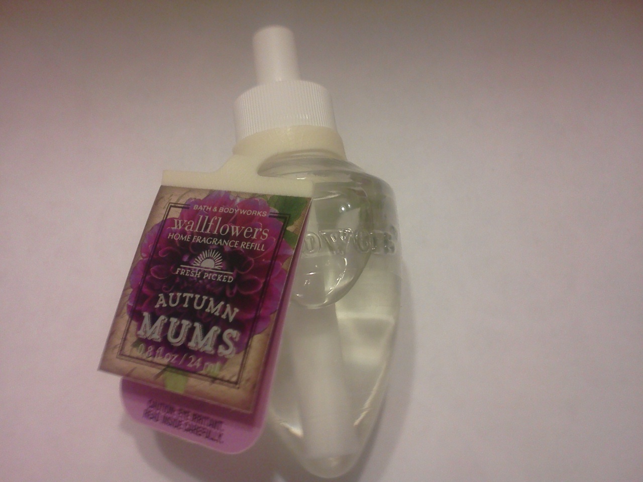 BATH AND BODY WORKS WALLFLOWERS HOME FRAGRANCE DIFFUSER REFILL AUTUMN