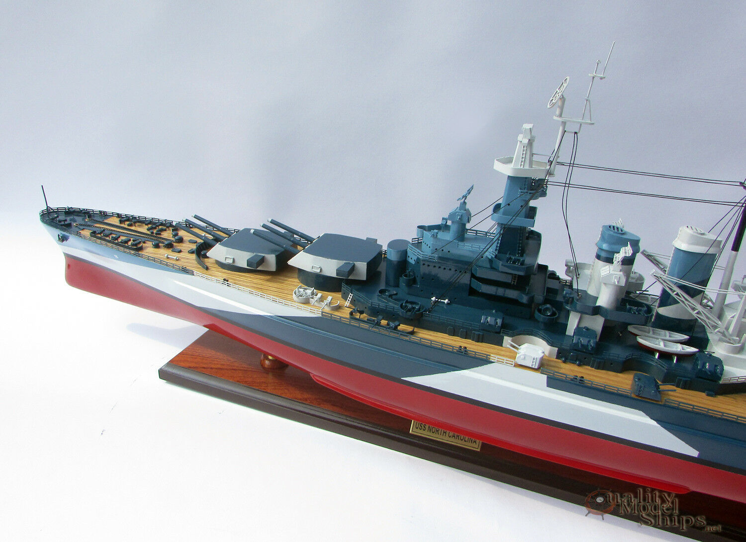 USS North Carolina (BB-55) Museum Ship Model Scale 1:220 - Models