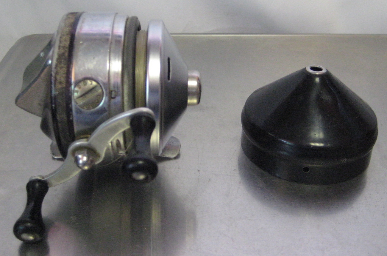 Vintage Zebco 33 Spinner Purple & Black Reel Made In USA 11 Pictures