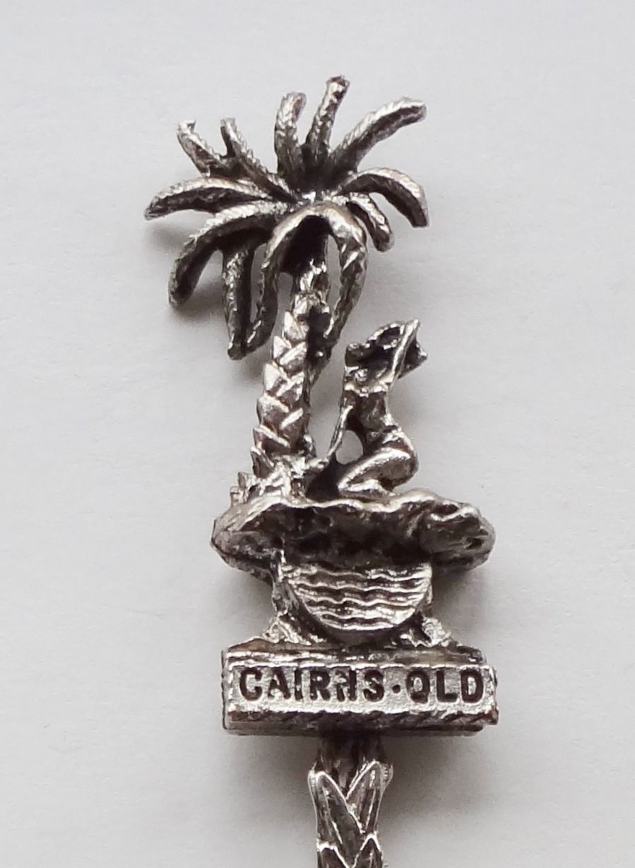 Collector Souvenir Spoon Australia Queensland Cairns 3D Bathing Beauty