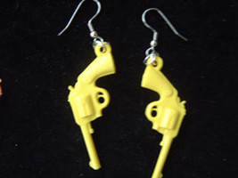 Funky Toy Gun Revolver Earrings Retro Punk Pistols Charms Novelty Jewelry-YELLOW - $6.97