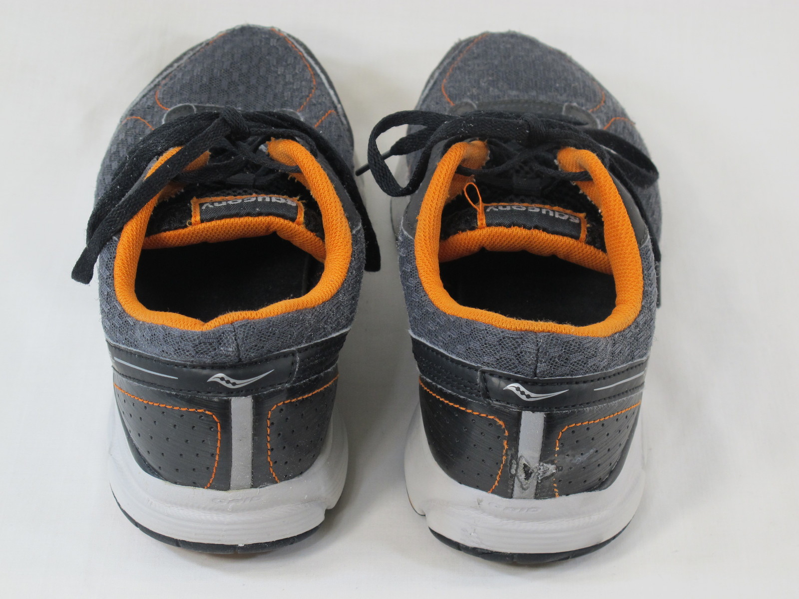 saucony outduel mens