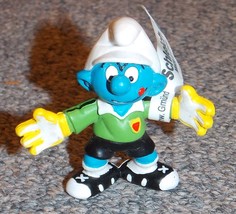 2003 Peyo Schleich Smurfs Soccer Goalie Smurf Figure New With The Tag - $19.99
