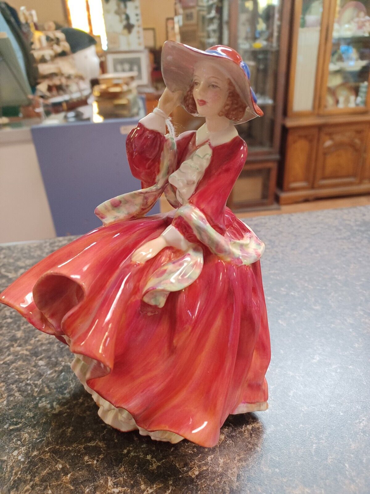 Vintage Royal Doulton Porcelain Figurine Top o' The Hill HN 1834 TK Red