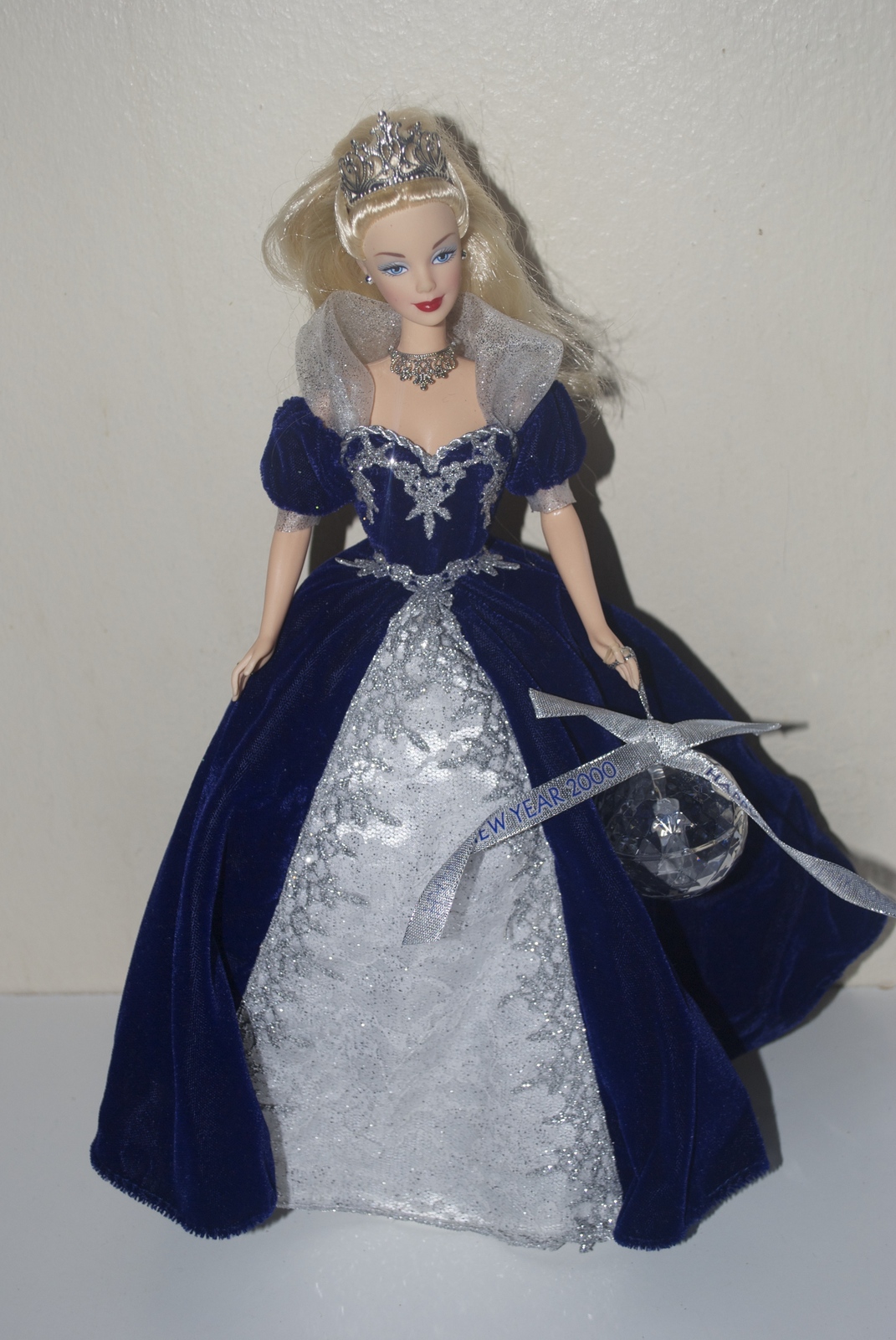 2000 Special Millennium Edition Millennium Princess Barbie Other