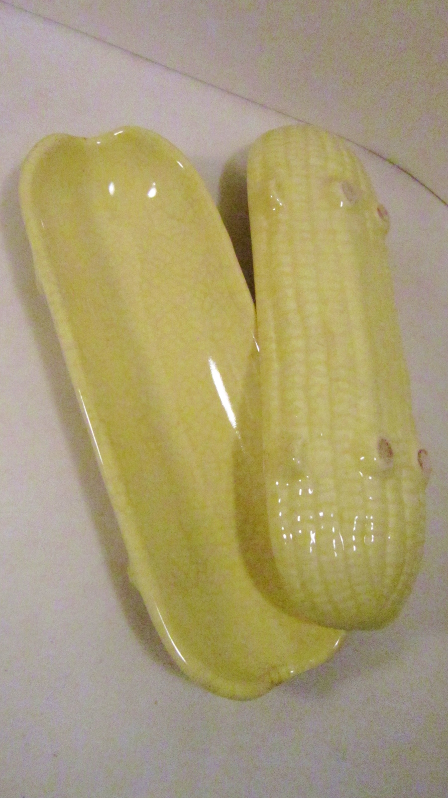Corn on the Cob Holder, Corn Roller, Corn Boat, Vintage Yellow Pottery