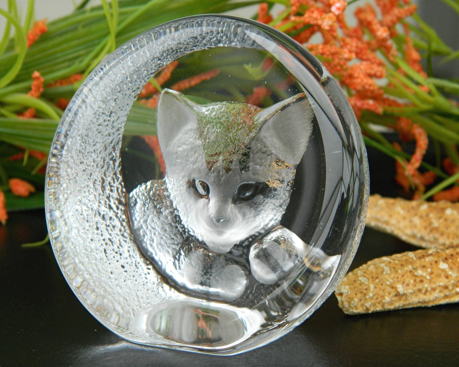 Vintage Mats Jonasson Cat Kitten Crystal Paperweight Sculpture 9176
