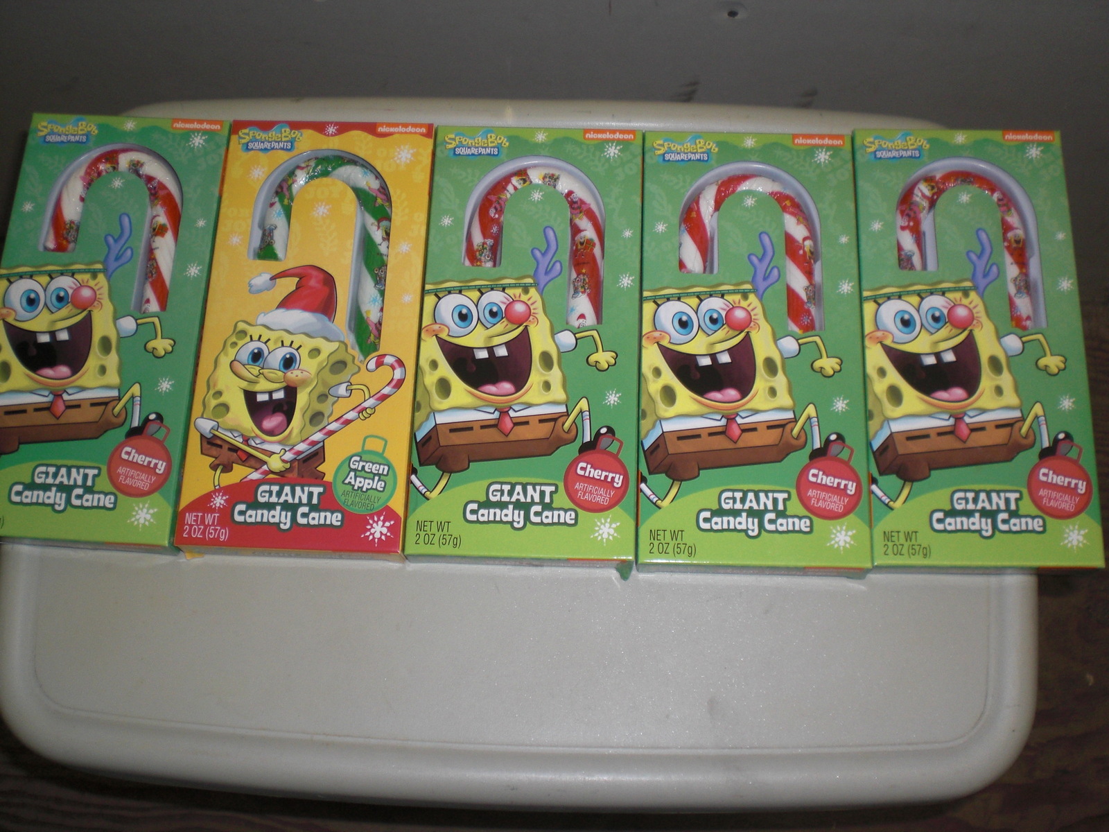 Giant Candy Canes, 6 items, SpongeBob SquarePants, free s/h, Cherry