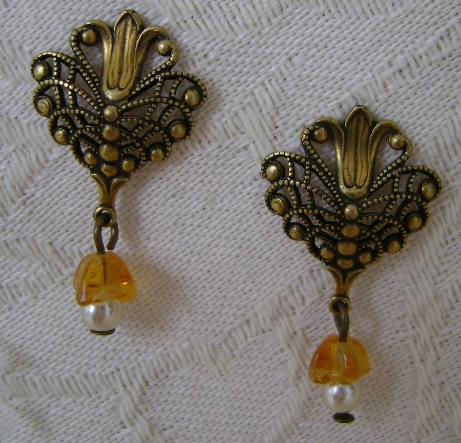 Earrings, Post, Dangle, Vintage Filigree Style, Goldtone, Elegant