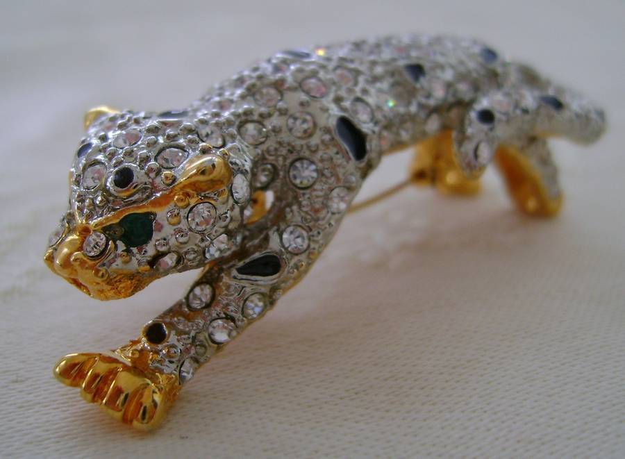 Pin/Brooch, Rhinestone and Stone Encrusted Leopard, New - Pins & Brooches