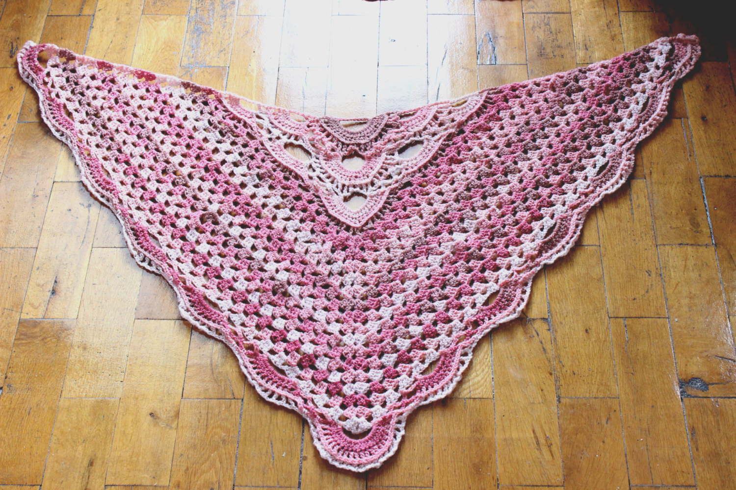 Crochet Triangle Scarf Pattern, Crochet Shawl Pattern, Triangle Scarf