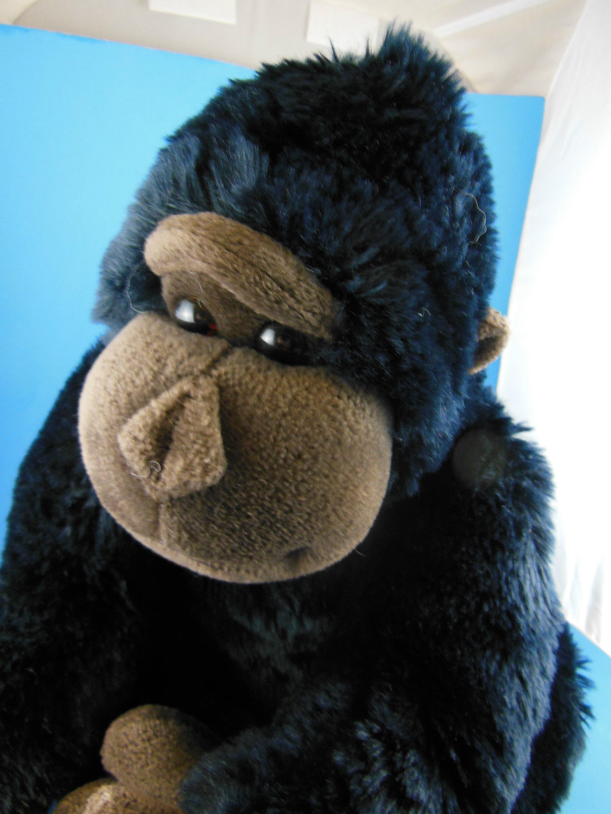 gorilla cuddly toy