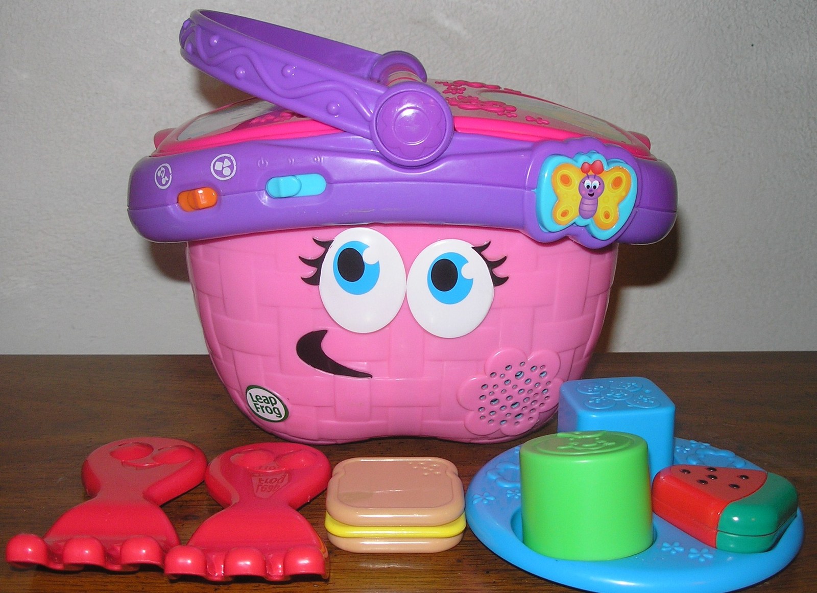leapfrog learning picnic basket