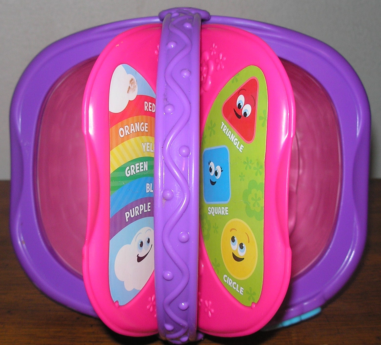 Leapfrog Shapes and Sharing Picnic Basket Talks & Sings Learning Systems