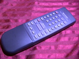 SHARP G0006AJ Remote Control w/Battery Cover. Tested - $7.00