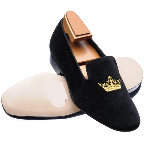 men velvet loafer Crown embroidered slippers, Mens black velvet shoes ...