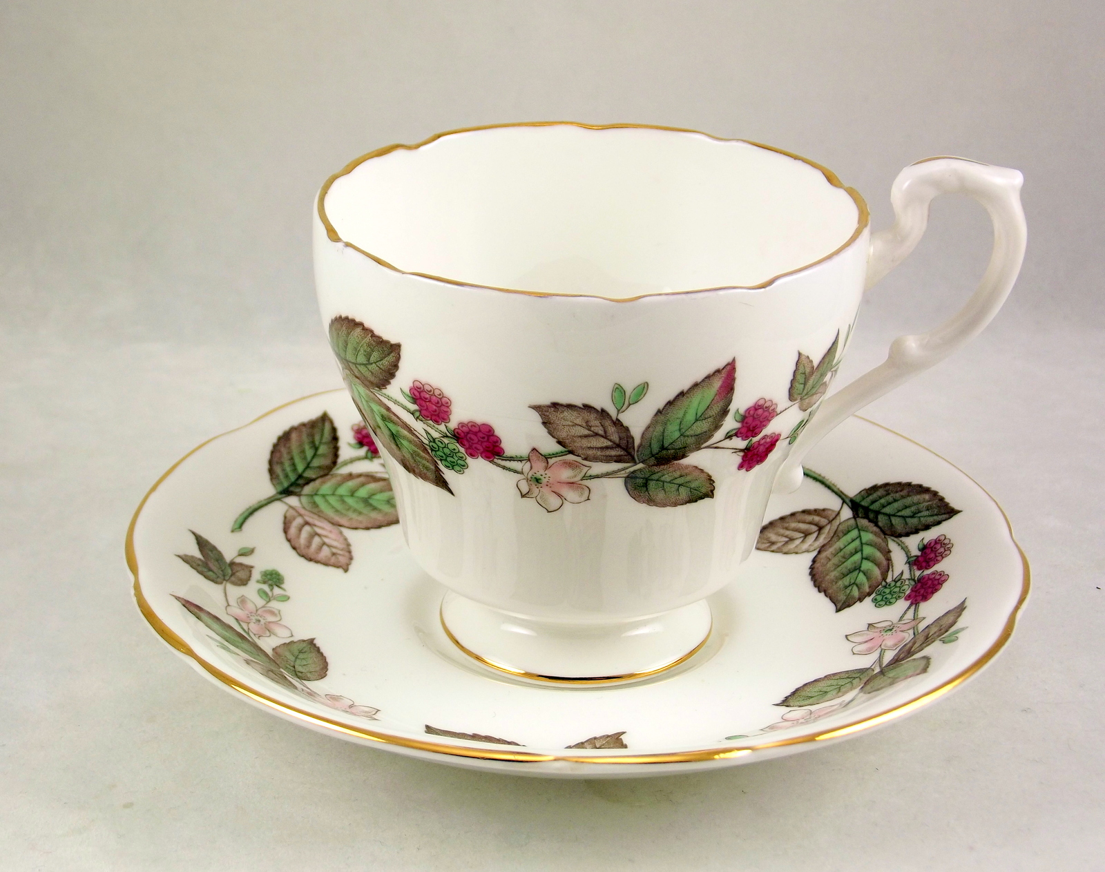 Royal Standard England tea cup and saucer set raspberry floral pattern