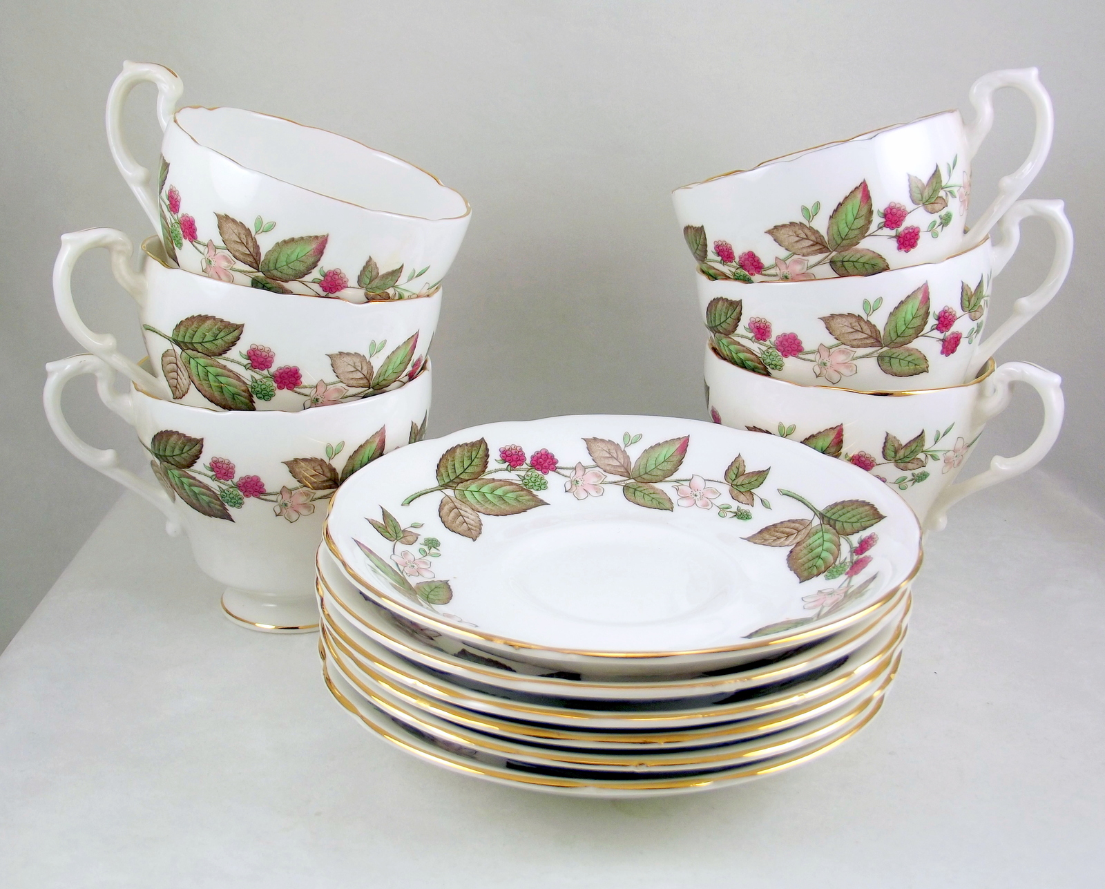 Royal Standard England tea cup and saucer set raspberry floral pattern