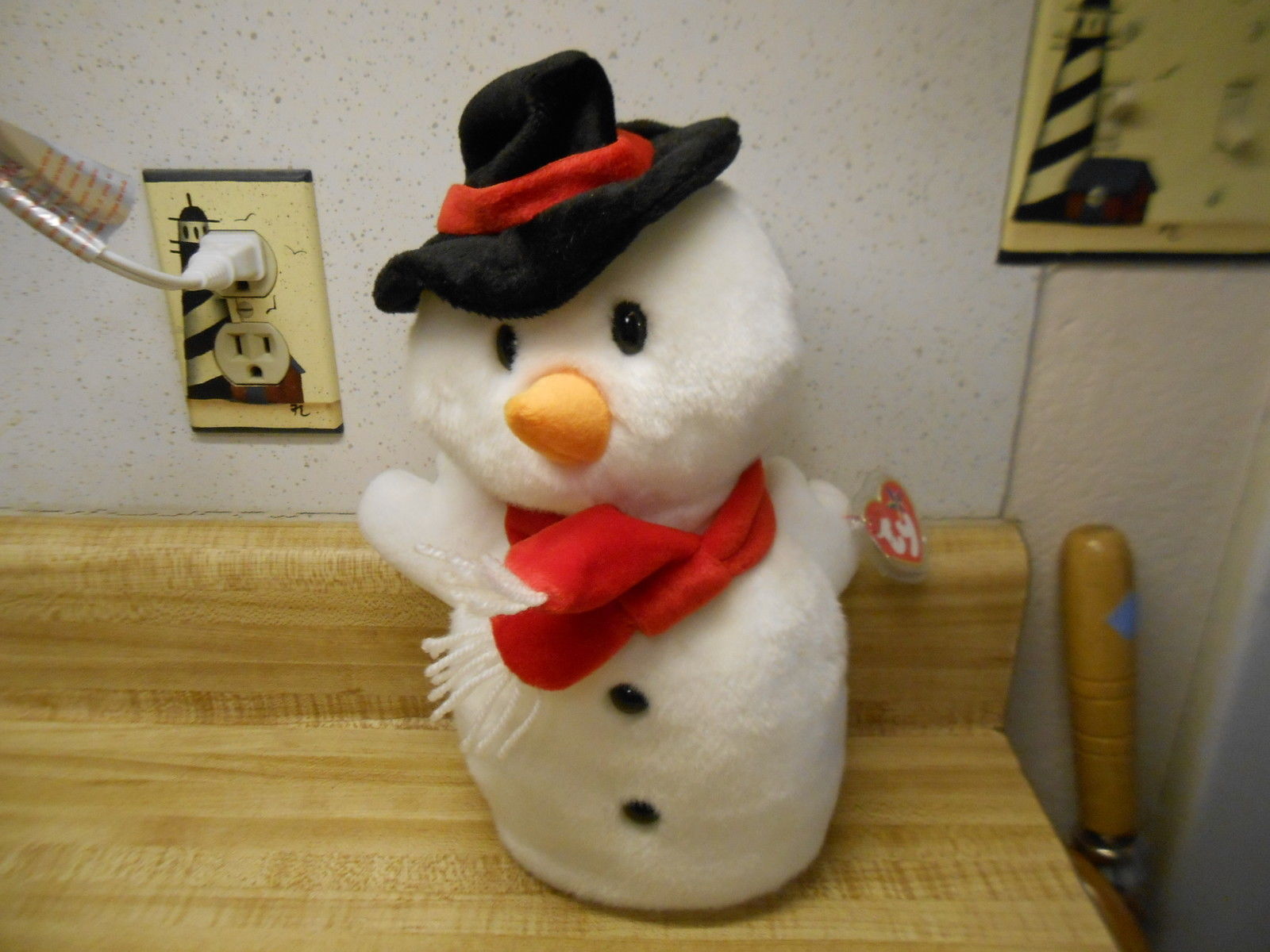 Retired /& New Ty Beanie Buddy Snowball the Snowman 2001