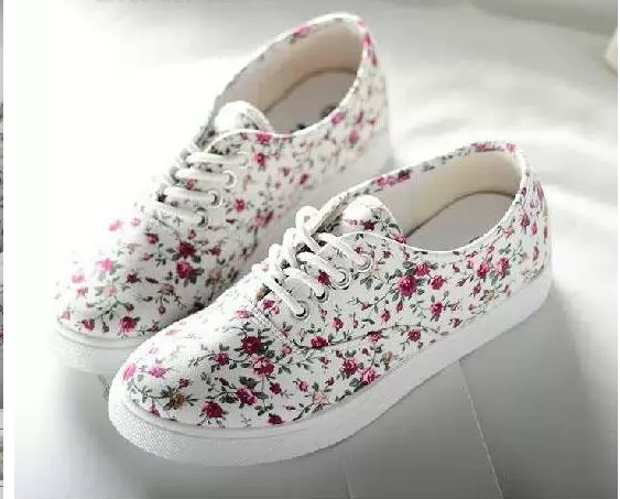 Fashionable Flower Print Lace-up Canvas Shoes - Ladies Shoes - Athletic