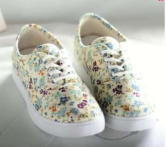 Fashionable Flower Print Lace-up Canvas Shoes - Ladies Shoes - Athletic