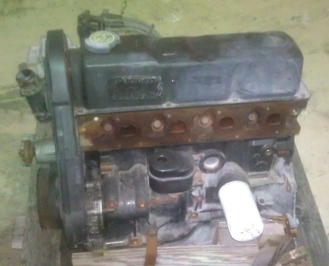 Ford Industrial 4 Cylinder Engines