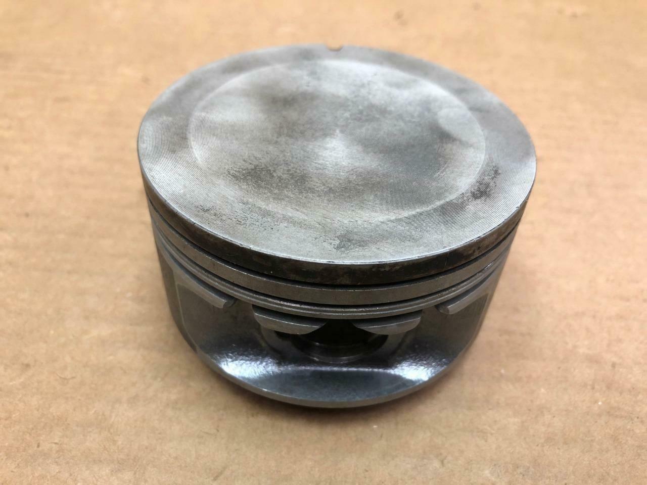 OEM 1996 Ford Mustang Cobra 4.6L Engine Piston with rings & pin 425P