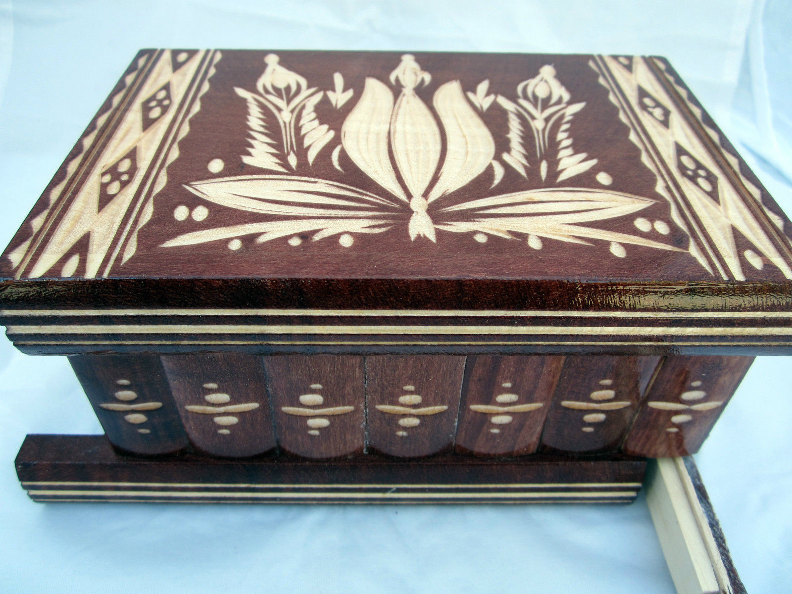 Brown Wooden Puzzle Jewellery Box with Secret Compartment Lock Key Gift Idea Home Organization