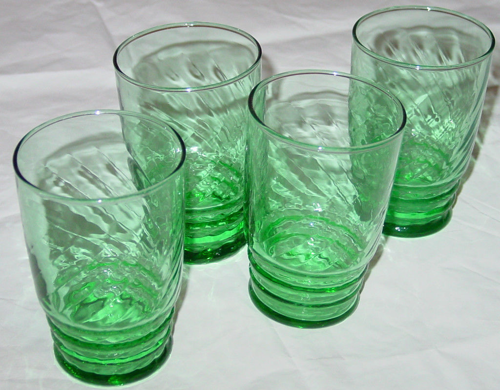 GLASSES DRINKING 13 LIBBEY SAFE EDGE GLASSES GREEN SWIRL VINTAGE