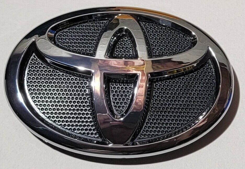 0709 TOYOTA CAMRY FRONT EMBLEM GRILLE/GRILL CHROME BADGE BUMPER LOGO