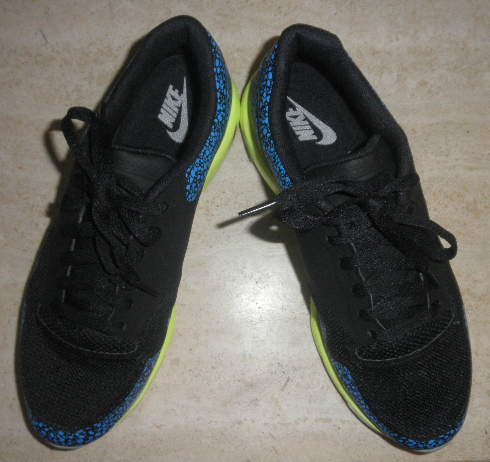 Womens freebies nike