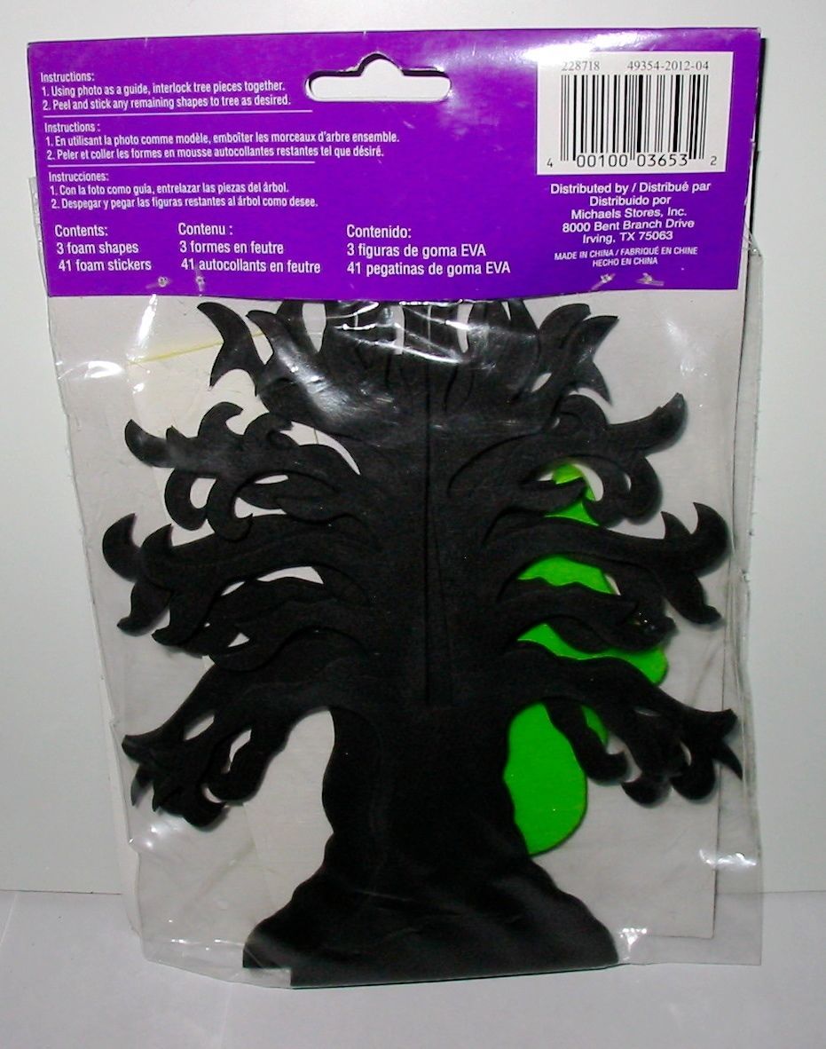 HALLOWEEN Mini Spooky Tree By Creatology 6+ Makes 1 Foam Activity Kit ...