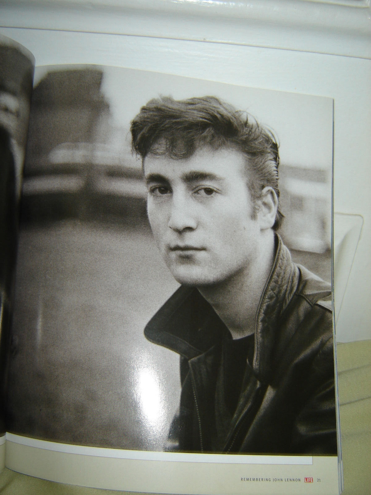 Original A Time Life Book Special Remembering John Lennon 25 Years