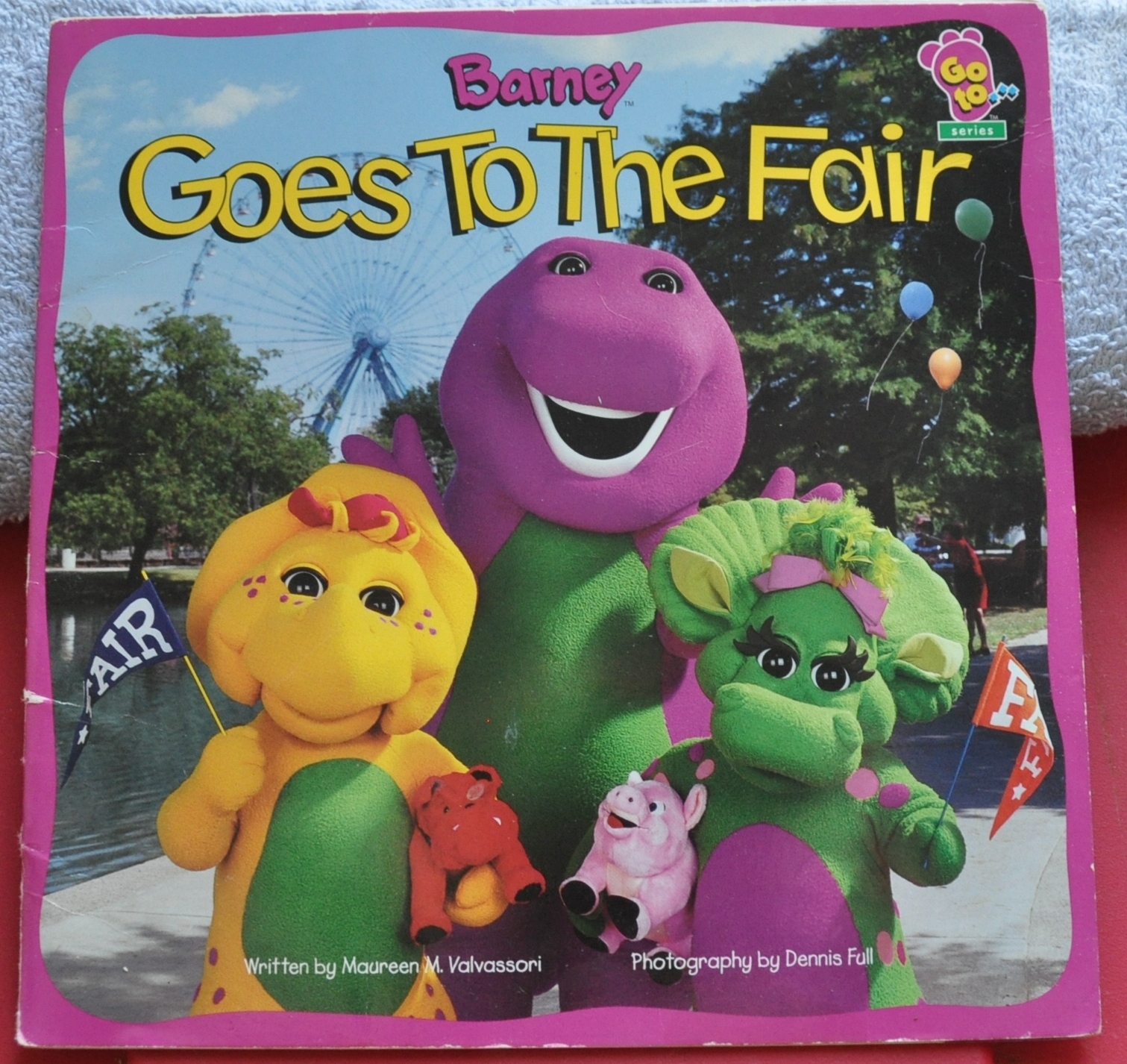 Barney the Purple Dinosaur - Barney Goes to the Fair Book - Children ...